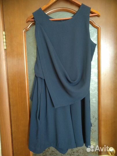 Продаю платье двойное с шортами как комбинезон б/у