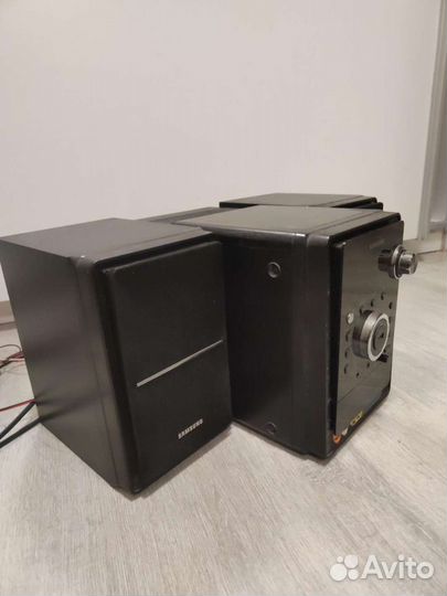 Музыкальный центр samsung