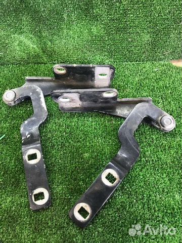 Петля капота передняя Audi A8 Quattro D2 ABZ 1998