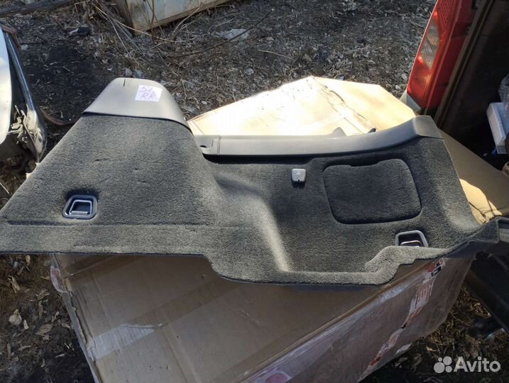 Volvo v50 обшивки багажника левая+правая