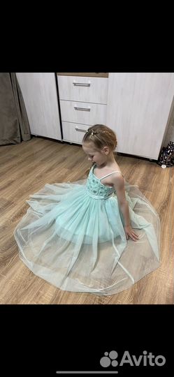 Нарядное платье для девочки 116 122