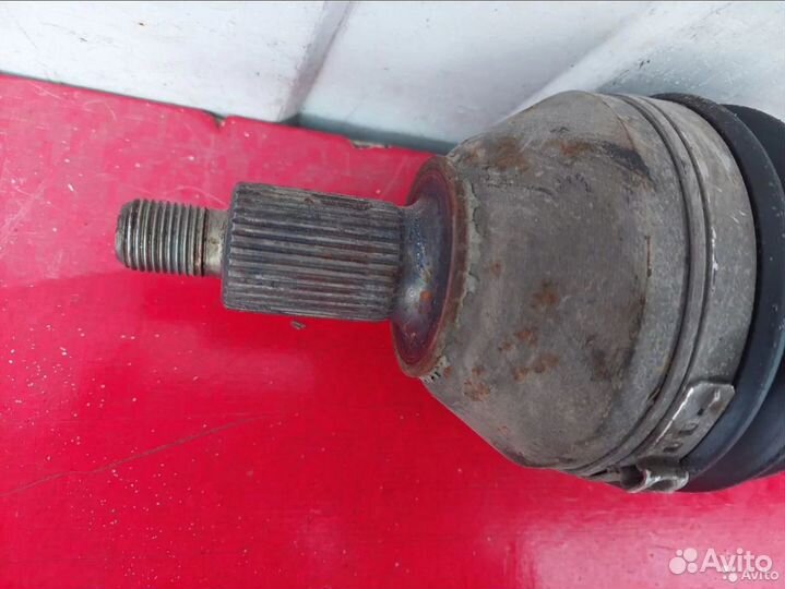 Привод передний левый Volkswagen Polo 5