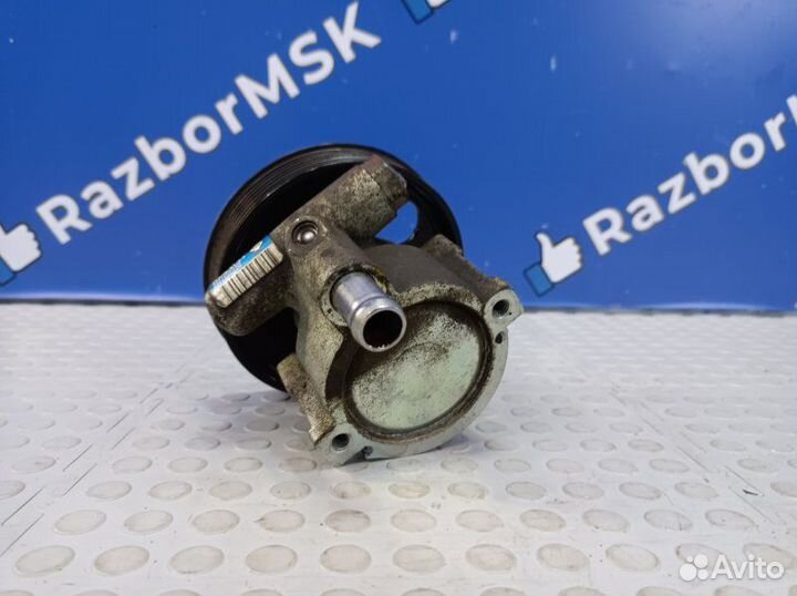 Насос гидроусилителя Renault Duster