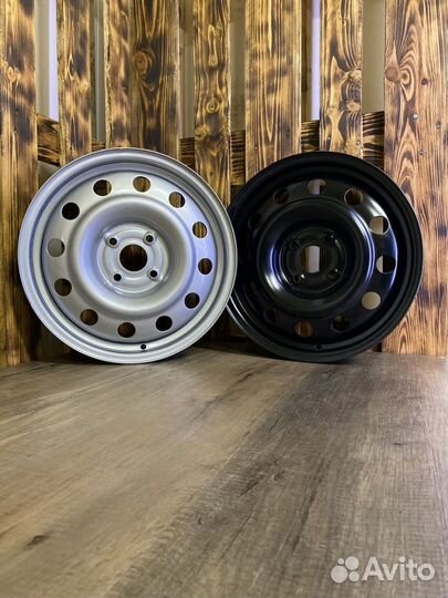 Штампованные диски R15 Logan Sandero