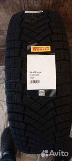 Pirelli Ice Zero FR 225/65 R17 106T