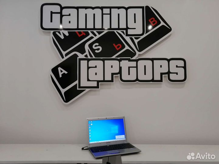 Ноутбук Samsung 15.6 i5/GF315M/4GB