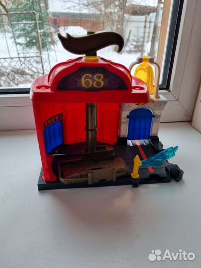 Hot wheels трек Пожарная часть