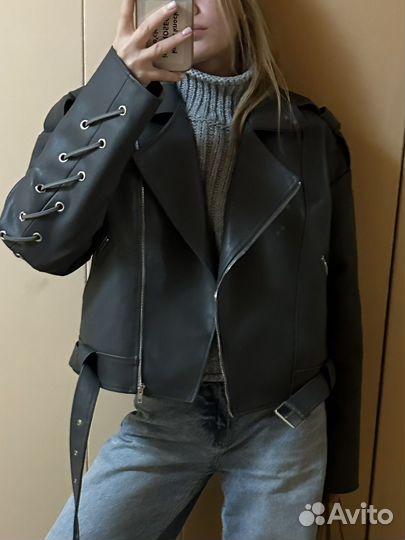 Свитер женский