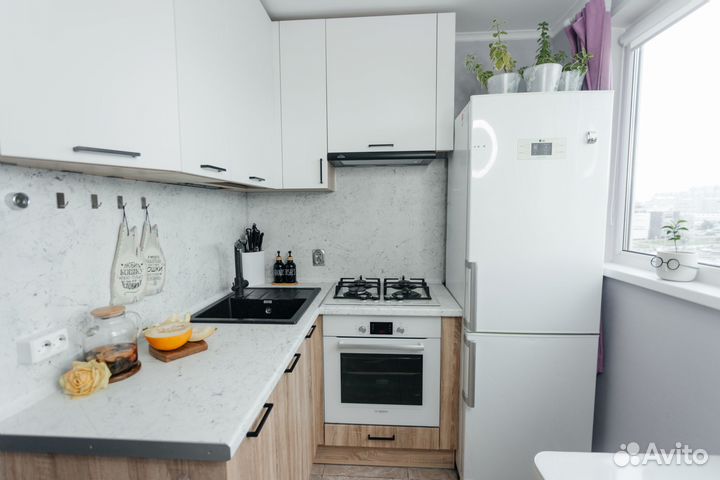 Угловая кухня «A» + духовка в подарок