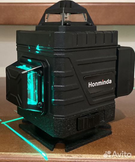 Лазерный уровень 4D