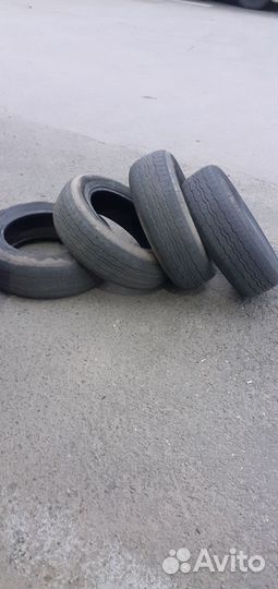 Bridgestone Dueler H/T 687 225/65 R17