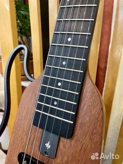 Безголовая тревел гитара Donner Hush-X