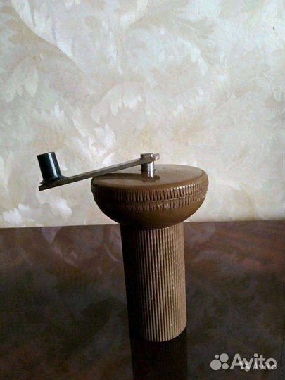 Армянская кофемолка ручная СССР