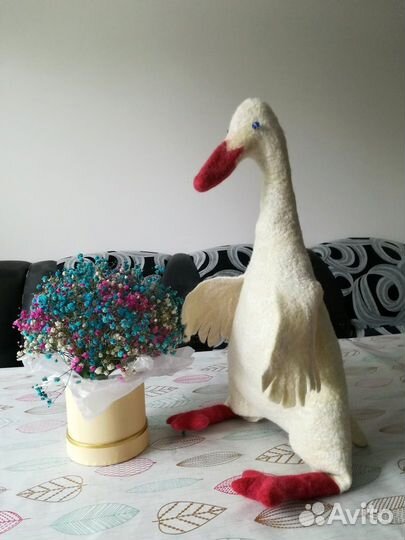Игрушка, подушка,грелка валяная Гусь лапчатый