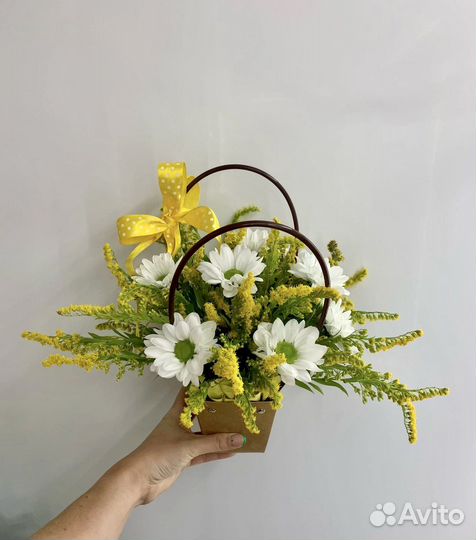 Композиции из хризантемы. Букеты доставка