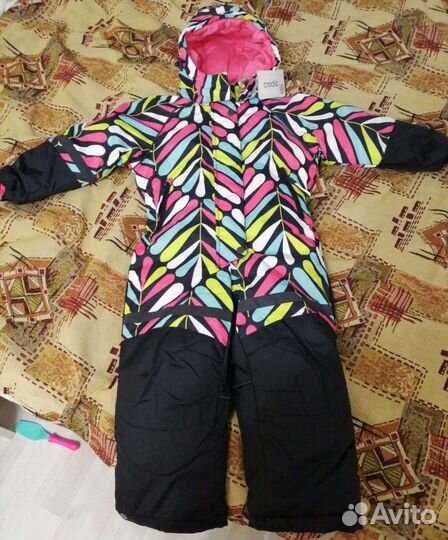 Зимний комбинезон для девочки