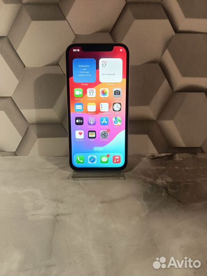 iPhone 12, 64 ГБ