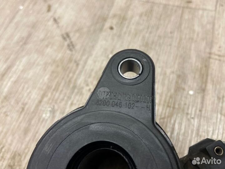 Выжимной подшипник Renault Megane 2 BM1R K4MD812