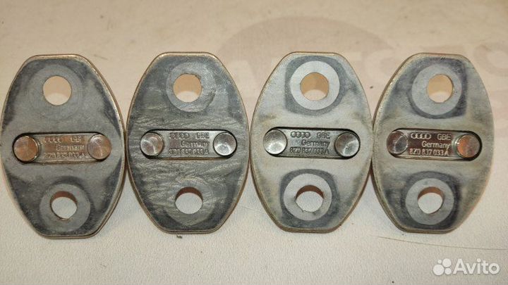 Ответная часть замка двери Audi A3 8PA BZB 2008