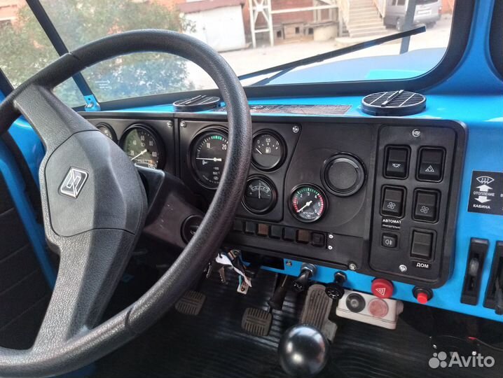 Урал 5557 с КМУ, 2006