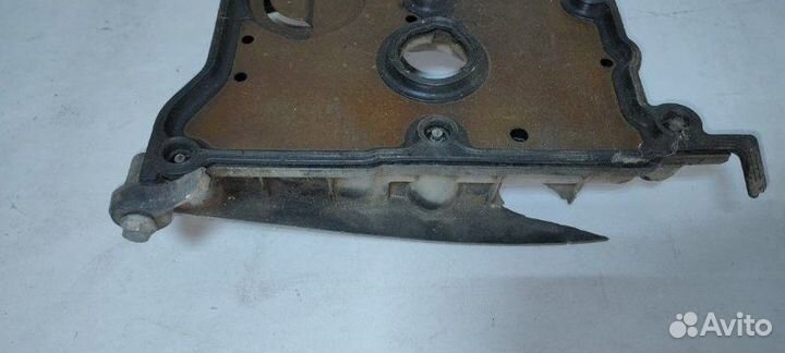 Клапанная крышка Audi A4 2.0 2005-2007