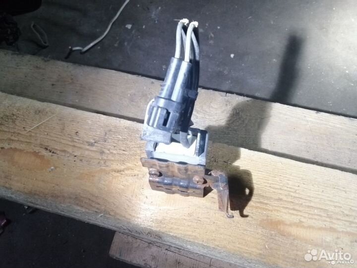 Резистор топливного насоса Lexus Ls430 Celsior