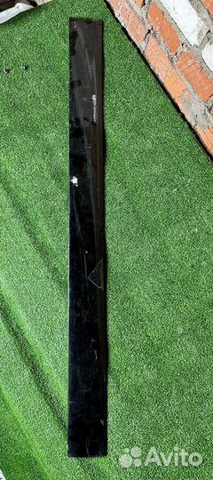 Молдинг двери Ауди а6 с4 передний левый