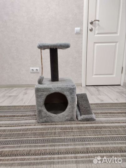 Домик для кошки с когтеточкой бу
