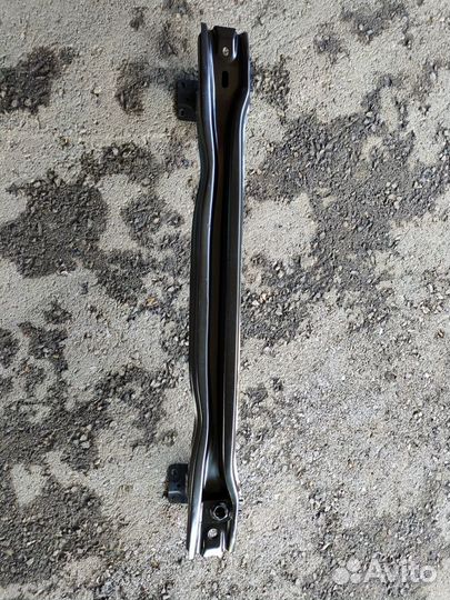 Усилитель бампера задний Тигуан 2 новый