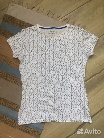 Футболка женская