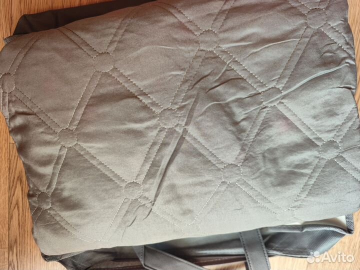 Наматрасник 140 200 на резинке