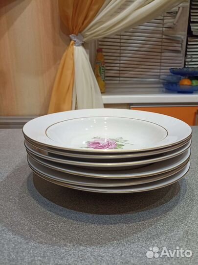 Набор тарелок. Новые. Германия. kahla