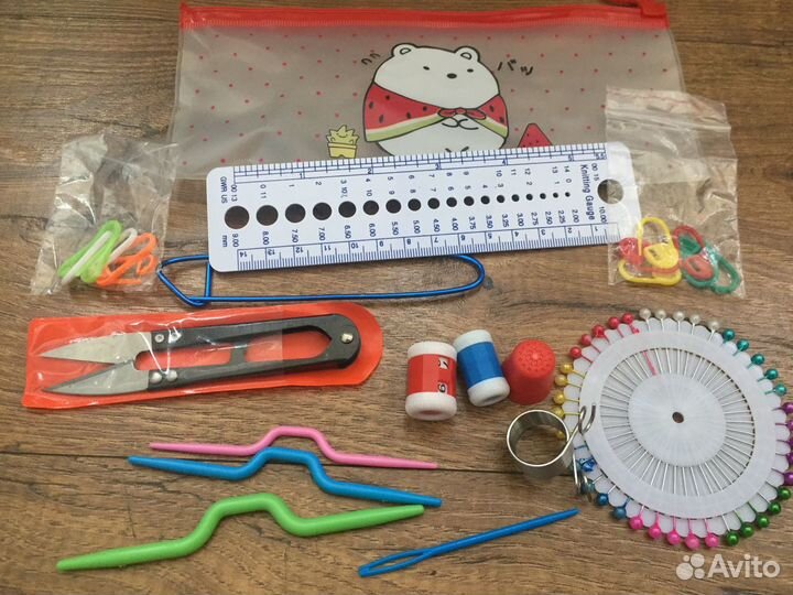 3 набора предметов для вязания (разное наполнение)