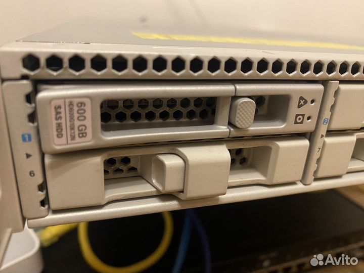 Сервер Cisco UCS C220 M5