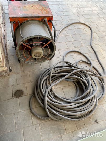 Электрическая тепловая пушка