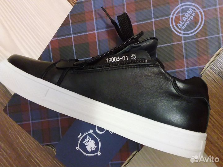 Полуботинки