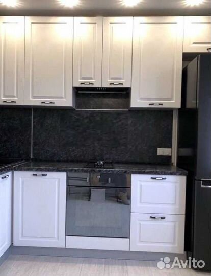 Кухонный гарнитур новый