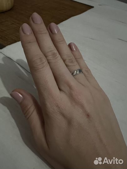 Серебряное кольцо с фианитом