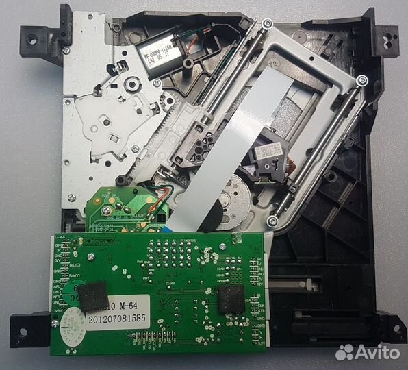 Телевизор supra STV-LC 1625WLD white в разборе