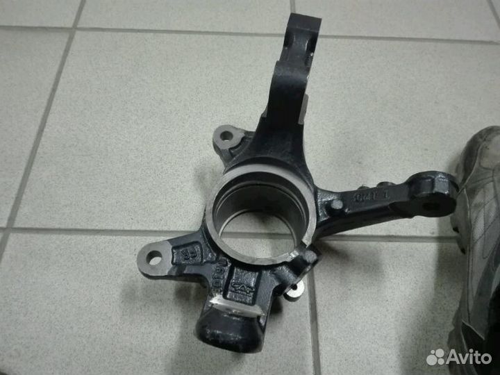 Цапфа кулак поворотный Chery tiggo T11