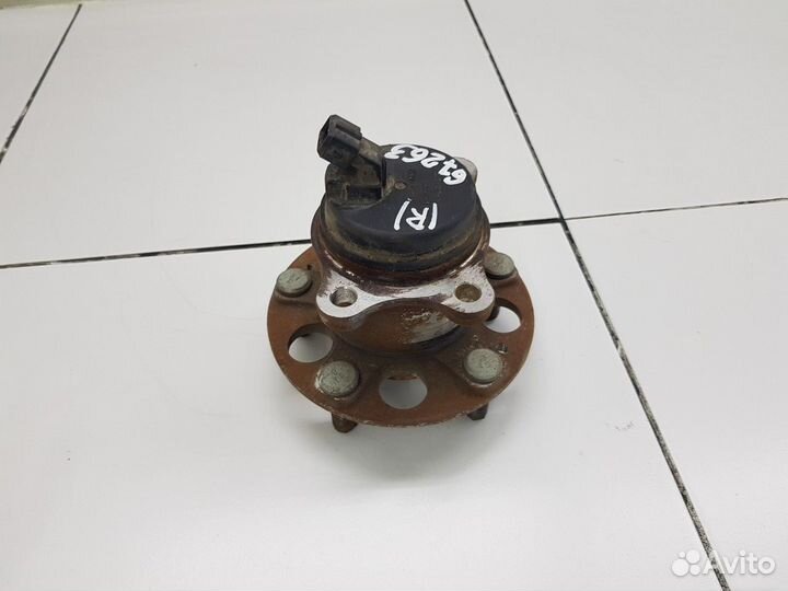 Ступица задняя правая + датчик ABS (Kia Cerato IV)