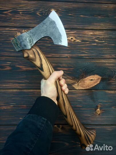 Топор кованый 