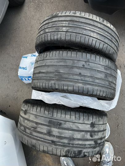 Pirelli P Zero 245/35 R20 и 275/30 R20 95
