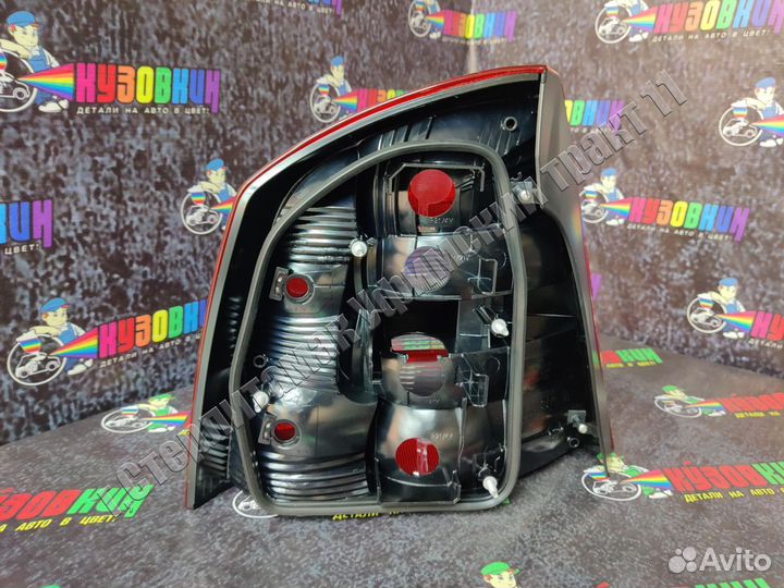 Фонарь задний правый skoda octavia a5 новый