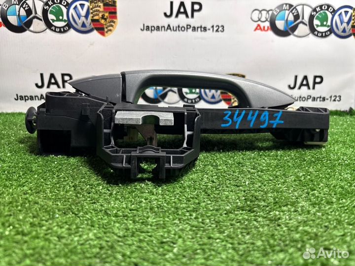 Ручка двери передняя правая Mercedes-Benz C 200