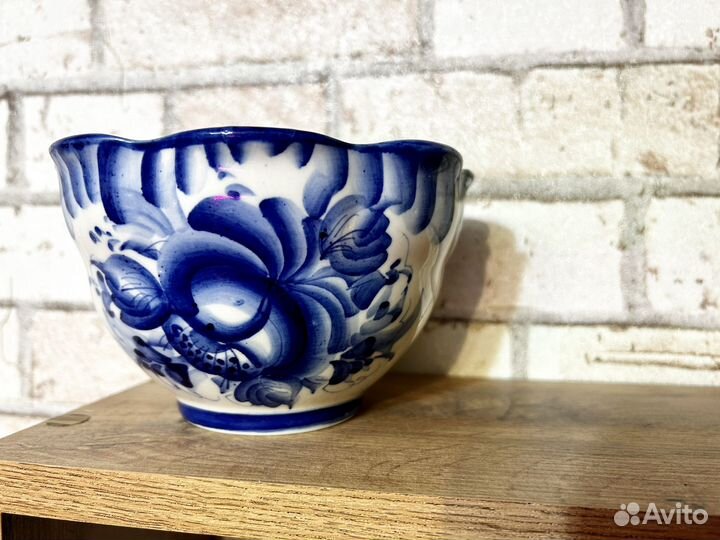 Ваза Гжель СССР, авторская работа Балуевой