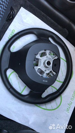Кожаный руль для nissan note