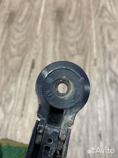 Поводок дворника задний Jeep Patriot внедорожник