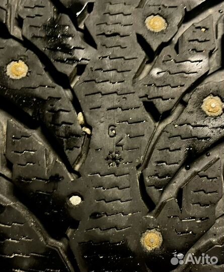 Nokian Tyres Hakkapeliitta 9 SUV 275/50 R20 113T