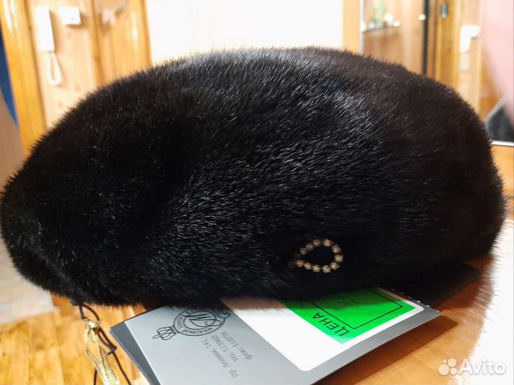 Берет из норки с кулиской-фиксатором размера